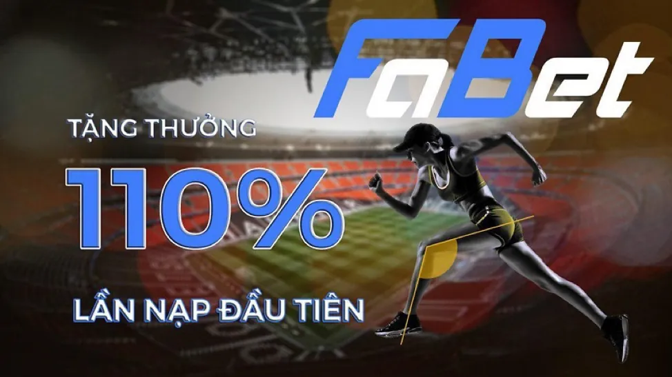 Game thủ chuyên nghiệp đang thi đấu eSports trên máy tính